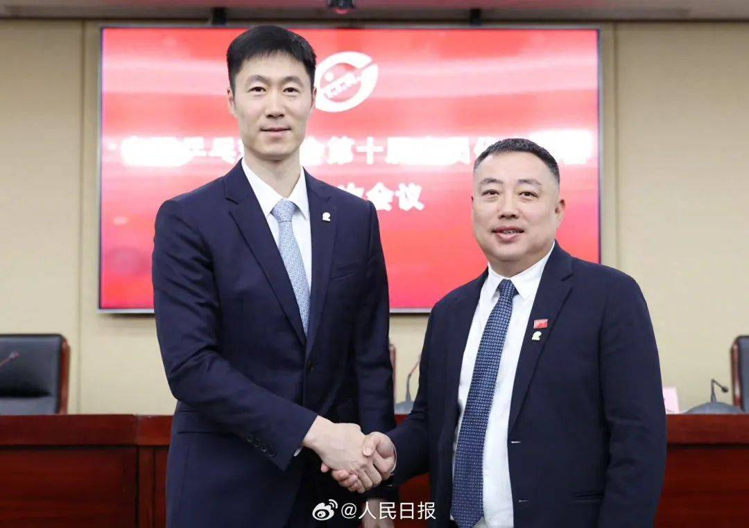 刚辞去中国乒协主席职务的刘国梁关联多家企业,持股人包括其妻子和岳父