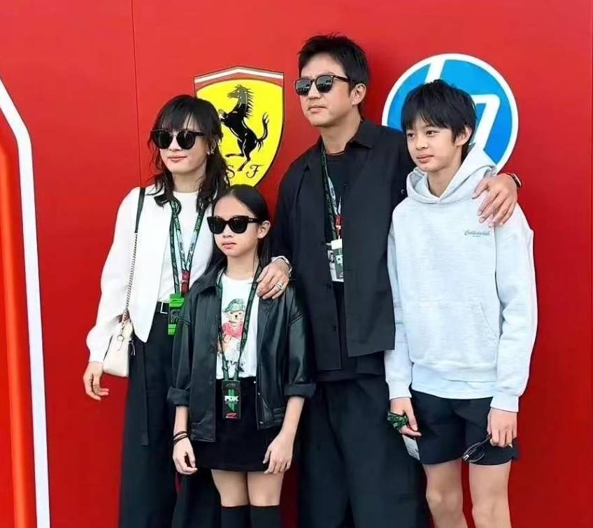 孙俪称已做好未来演奶奶的准备！透露和邓超私下买东西喜欢用现金