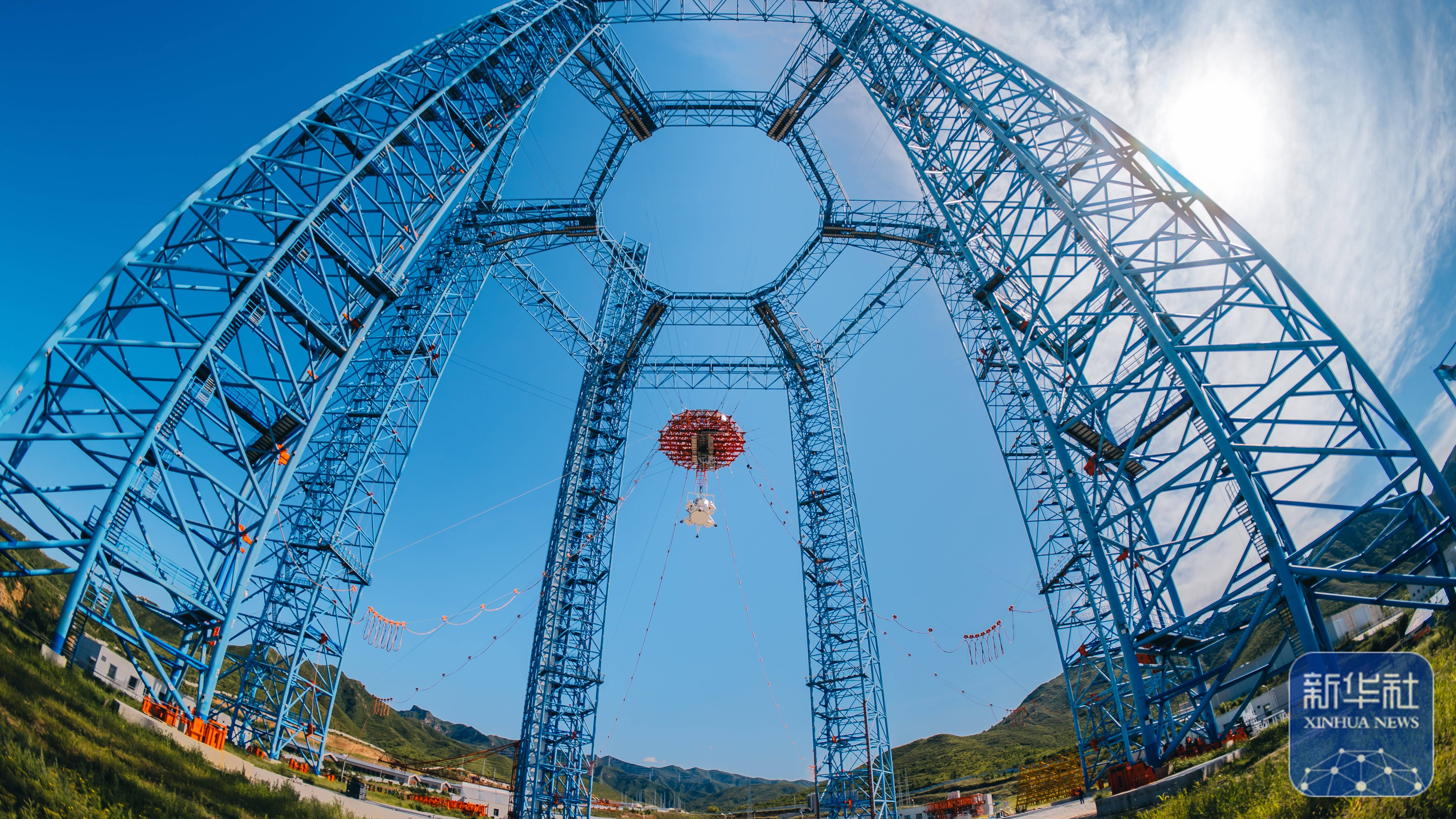 我国首次完成载人月球探测任务揽月月面着陆器着陆起飞综合验证试验