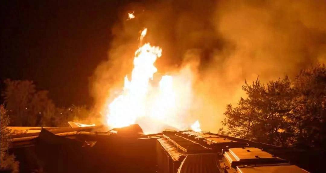 局势迅速升级!俄军首席参谋遭遇“斩首”?北约和欧盟各自表态,乌克兰首都遭到袭击