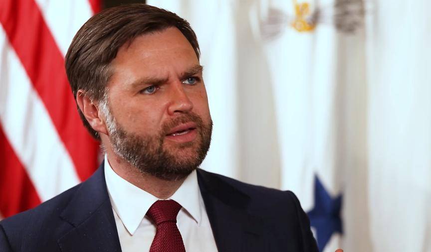 万斯喊话马斯克:爱国就不会在总统背后捅刀子