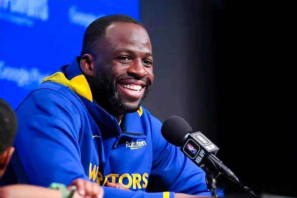 格林：NBA只有两个人我不敢说垃圾话，一个喷不过，一个惹不起