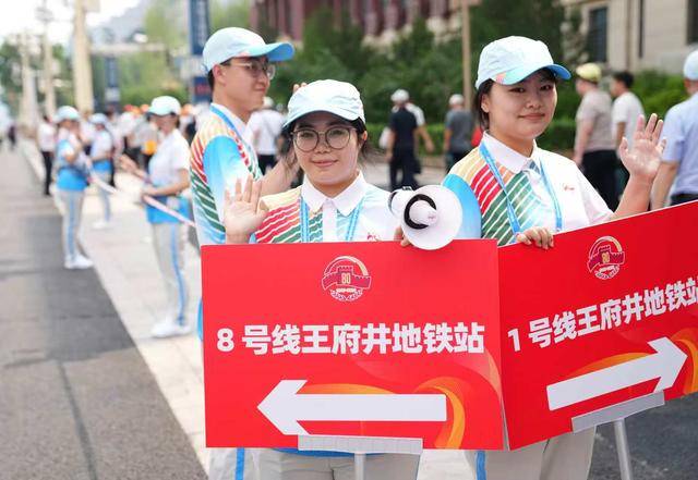 4万余名观礼人员50分钟内快速疏散,参加招待会的嘉宾半小时内完成转场