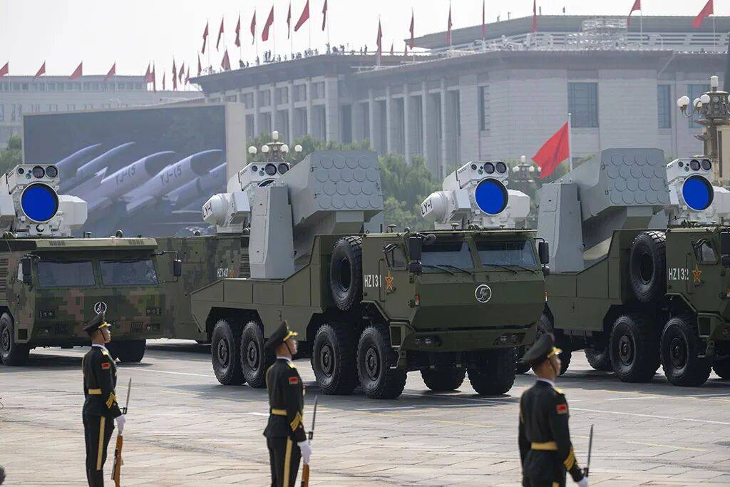 “不是！我哪里像‘洗衣机’了？！”