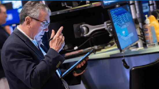 盘前：纳指期货涨0.5% 比特币跃升至接近72000美元